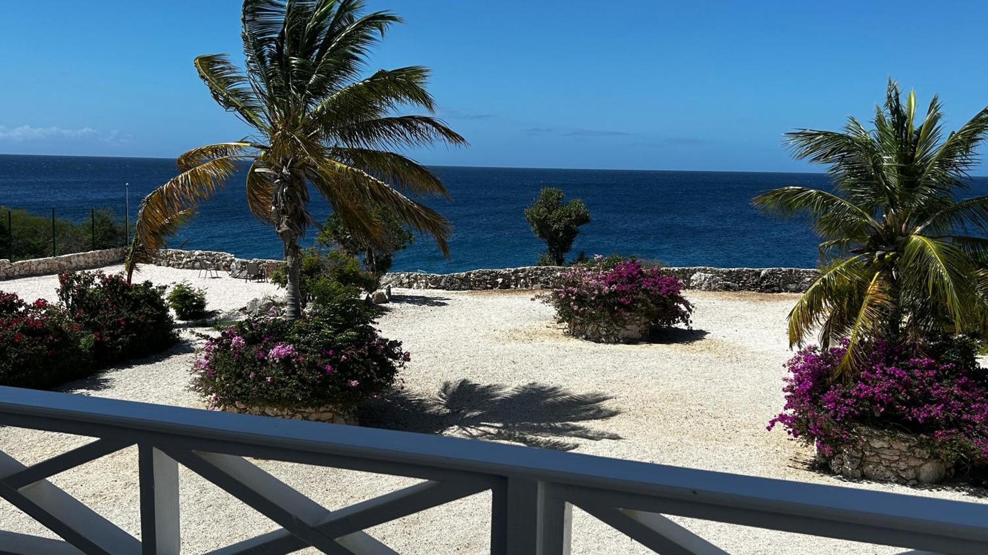 Marazul Dive Resort. 3 Bedroom Seafront House. Dive, Snorkel, Enjoy Amazing Sunsets Westpunt Zewnętrze zdjęcie