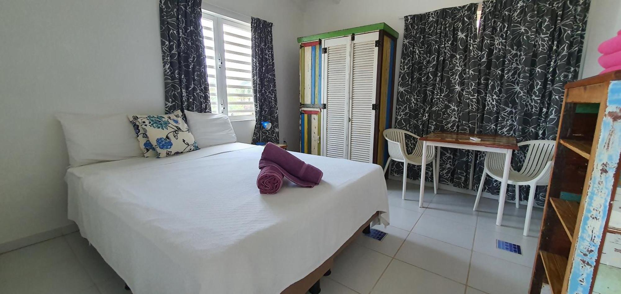 Marazul Dive Resort. 3 Bedroom Seafront House. Dive, Snorkel, Enjoy Amazing Sunsets Westpunt Zewnętrze zdjęcie